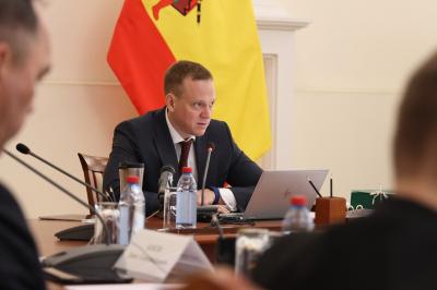 Павел Малков раскритиковал работу с обращениями граждан на платформе обратной связи